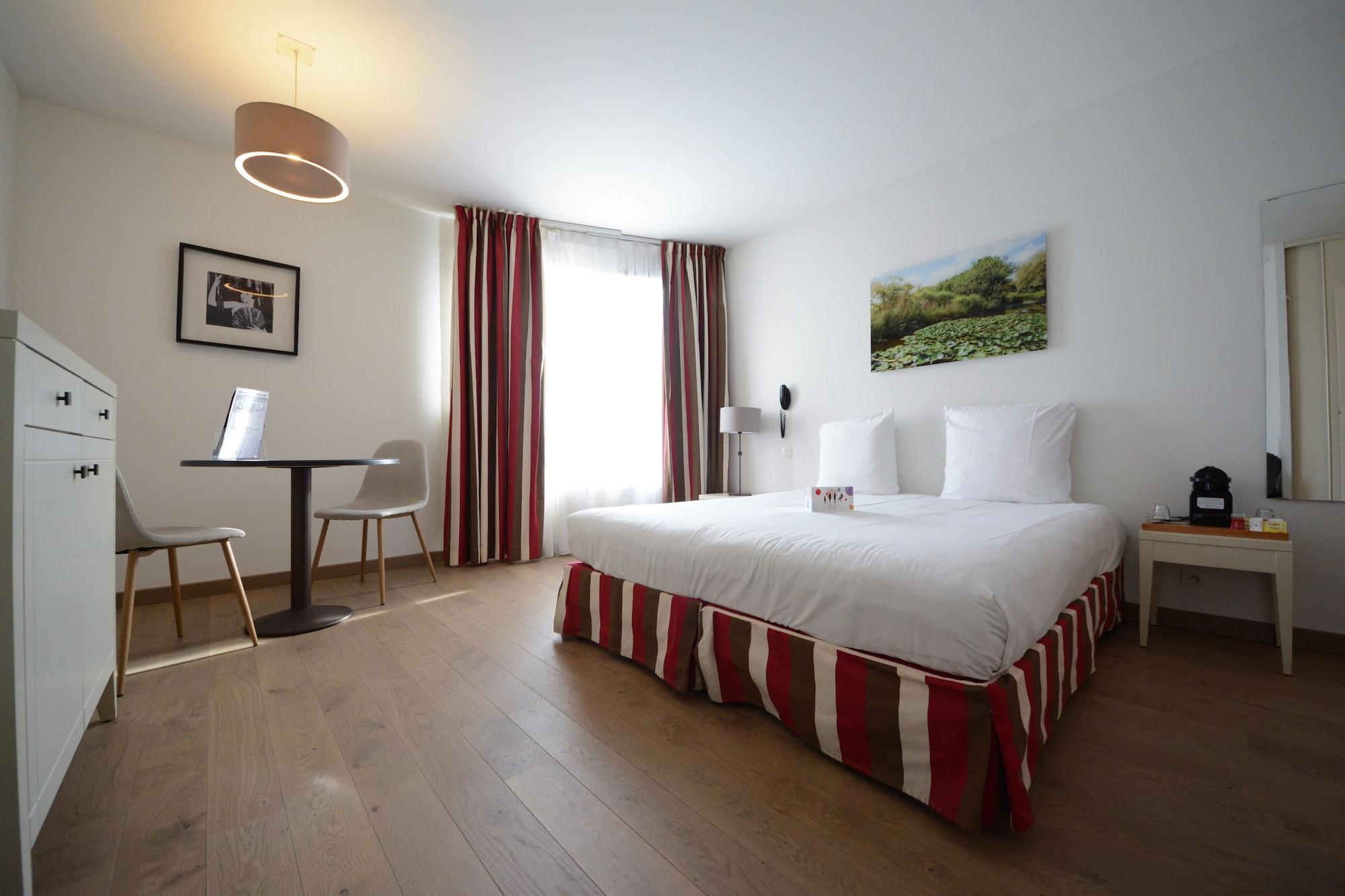Hotel Cerise Chatou Eksteriør bilde