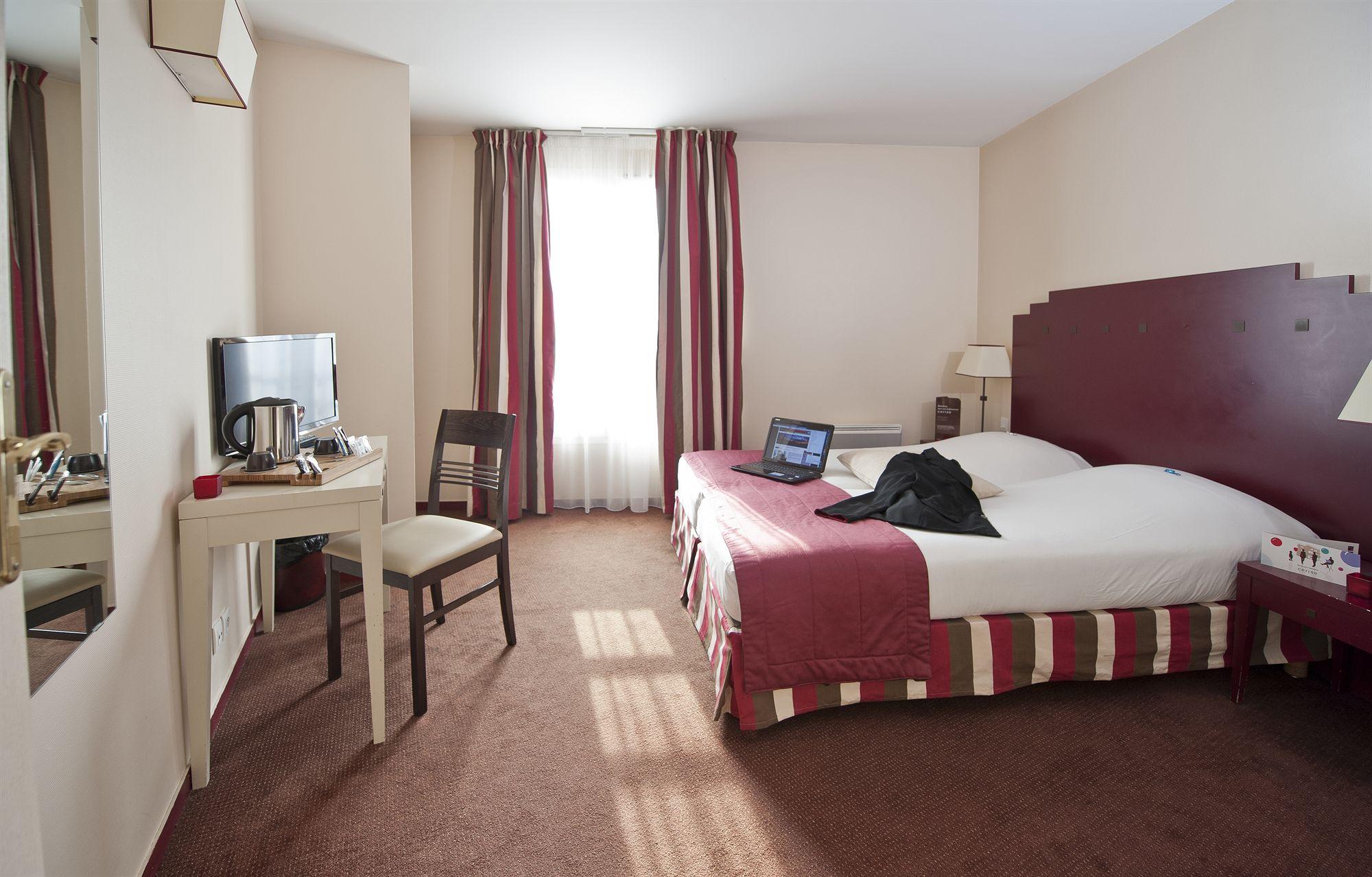 Hotel Cerise Chatou Eksteriør bilde
